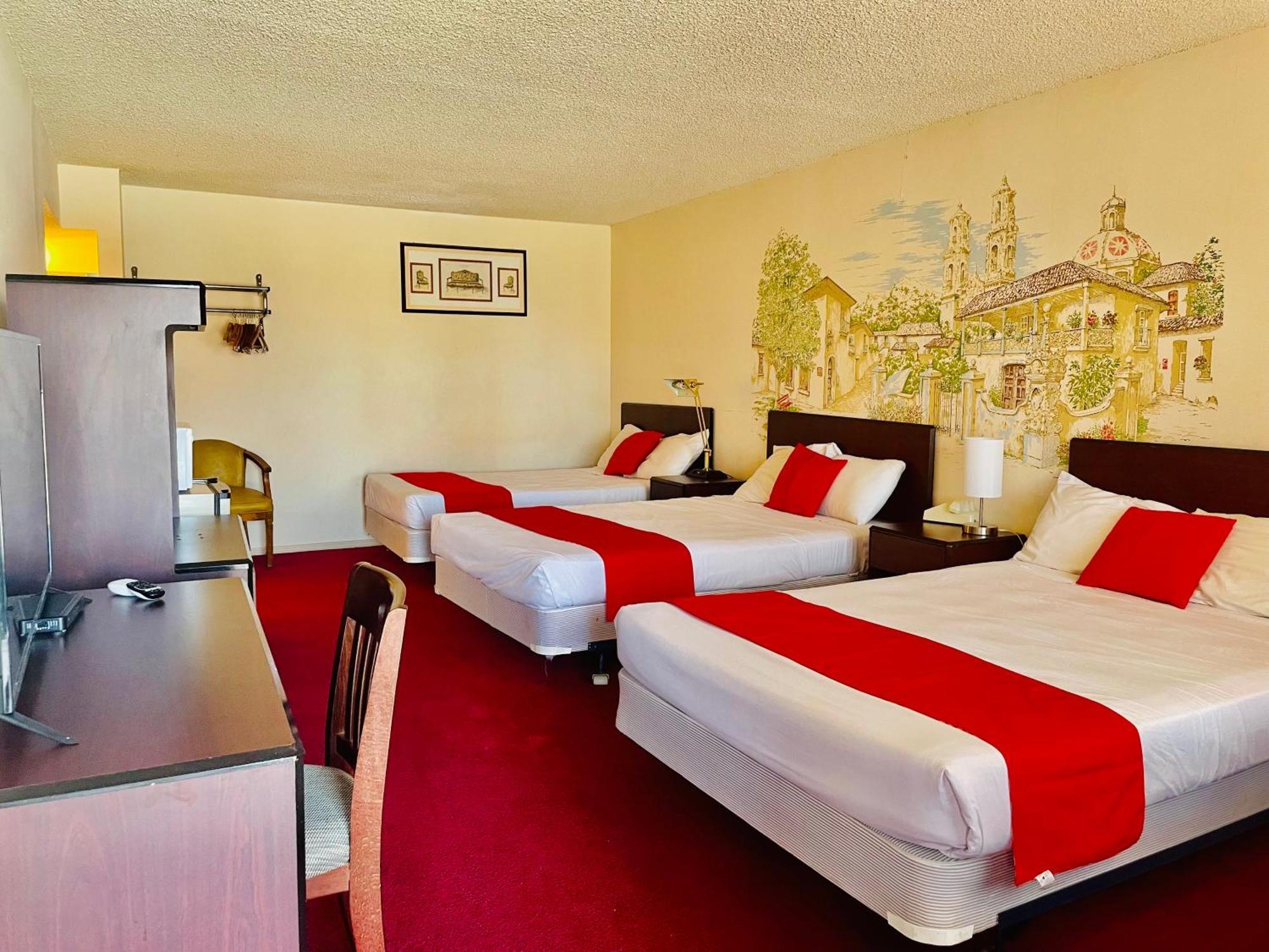 San Miguel Inn Socorro Bagian luar foto